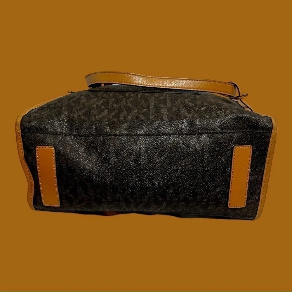 Michael Kors Darien Brown Monogram Medium Logo Tote